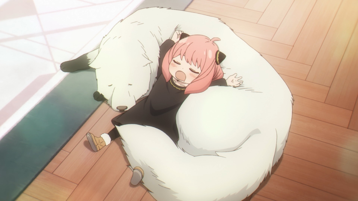 彭德在作品中是曾參與「蘋果計畫」的實驗犬，擁有預知短時間未來的能力，後來成為安妮亞的重要夥伴並多次守護佛傑一家。