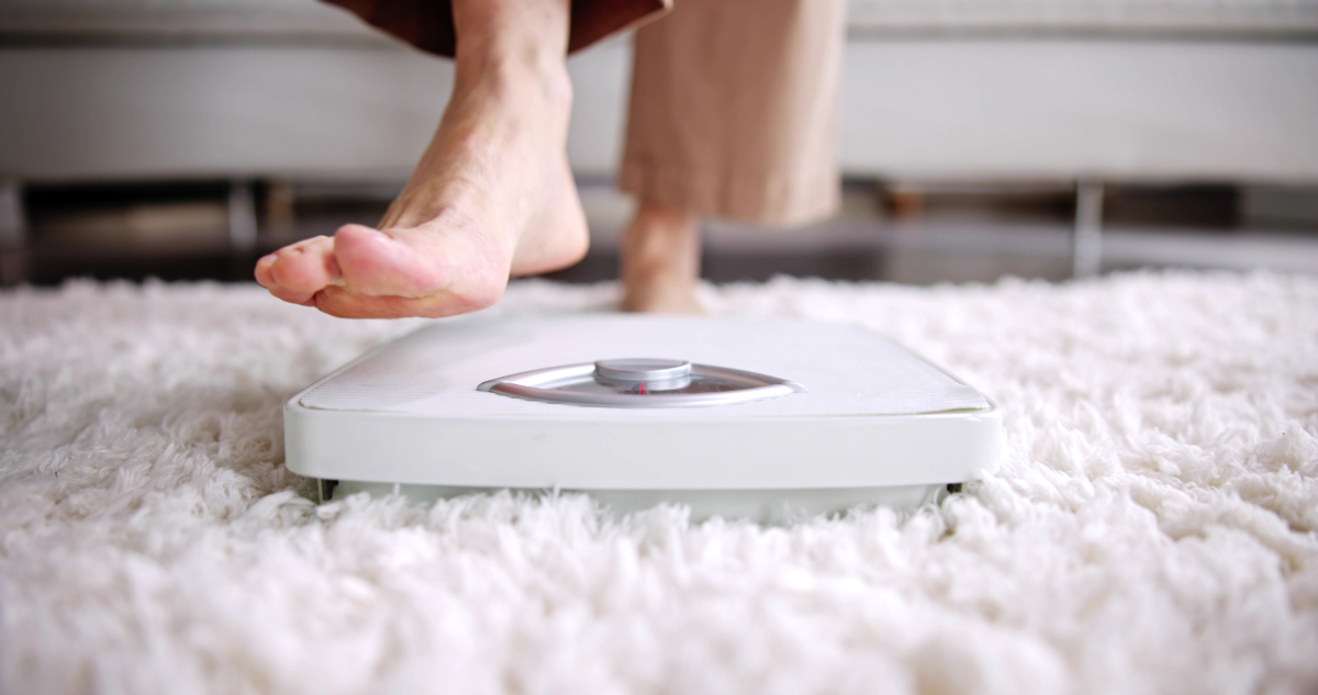 想要獲得穩定的體脂數據，最核心的秘訣在於創造「標準化的測量情境」