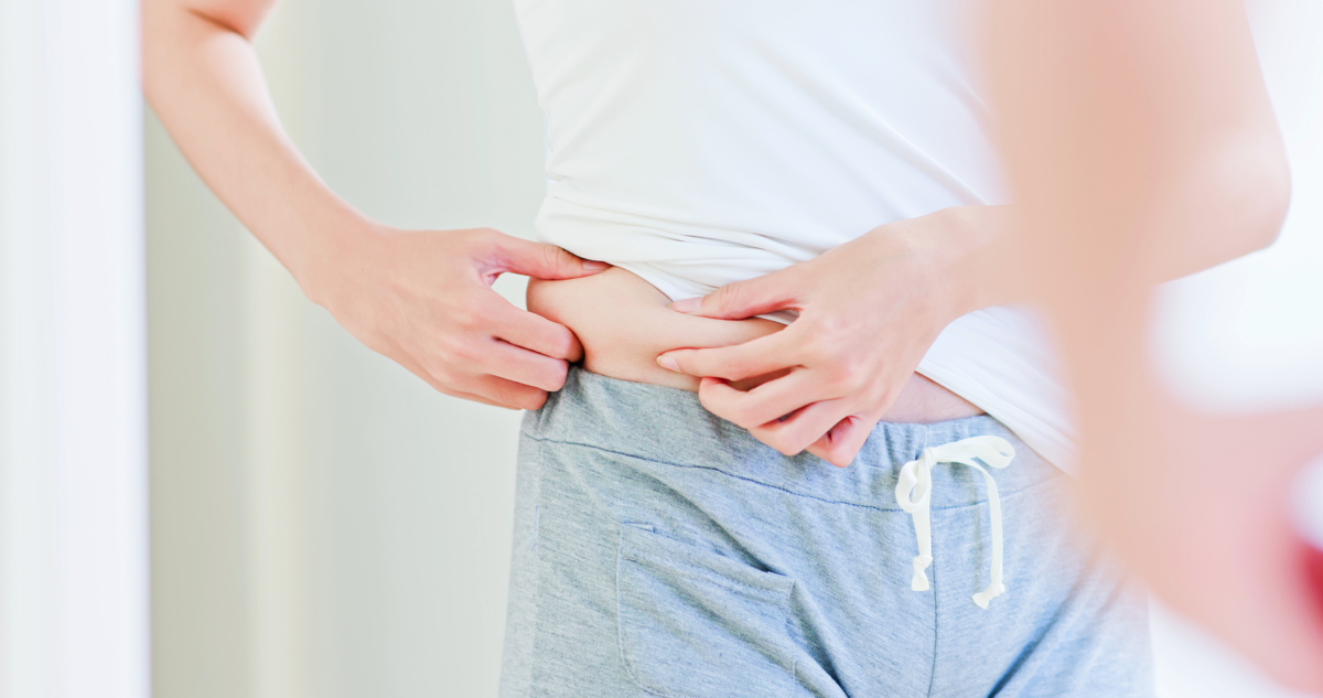 明明沒吃多，肚子卻還是鬆鬆軟軟的？想要擁有平坦小腹，必須先搞懂脂肪究竟是從哪裡來的。