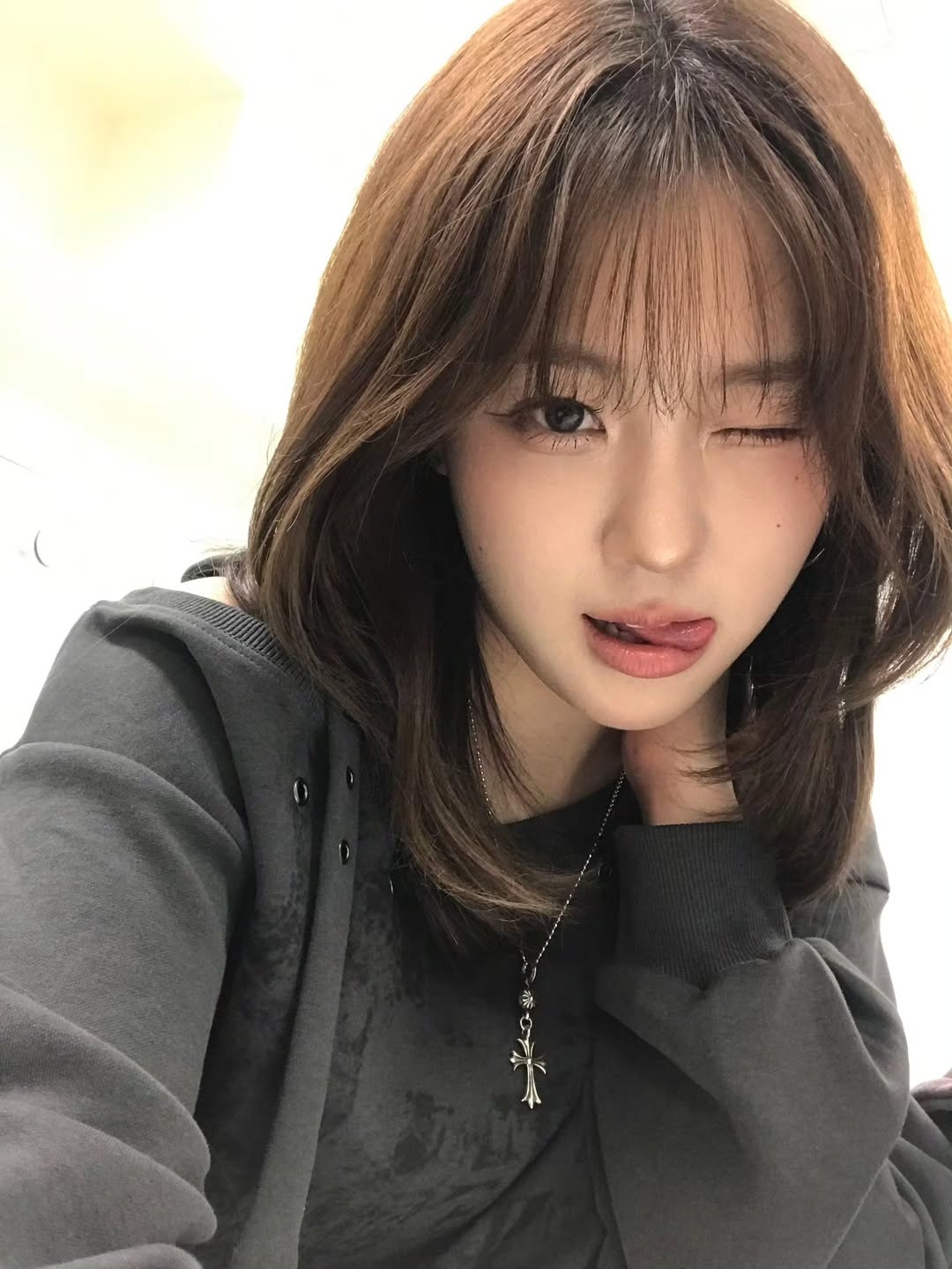 步入 2026 年，整體社會氛圍會變得比較浮躁和快速。對於習慣穩紮穩打的金牛座來說，這既是挑戰也是機遇。