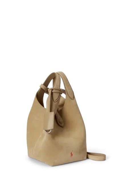 這款包包憑藉其高品質的皮革細節與不退流行的經典外型，能輕鬆點亮簡約的職場穿搭，是展現個人品味與專業形象的高 CP 值輕奢首選。