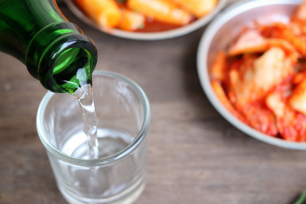 要調出最道地的「燒啤 (Somaek)」，啤酒的選擇至關重要。