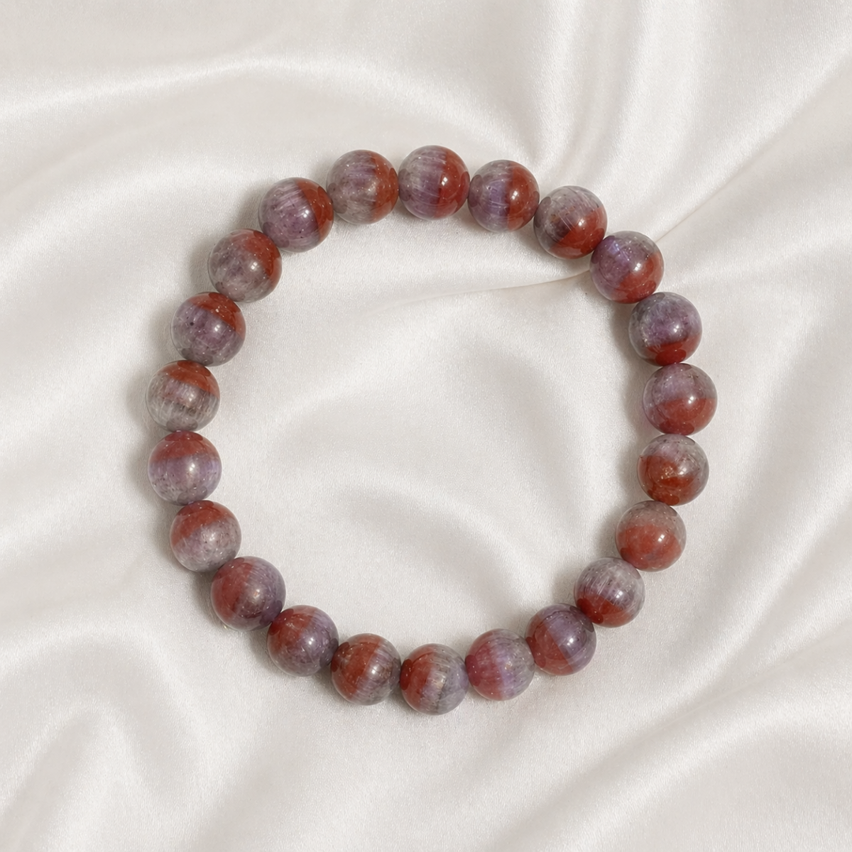 極光23因內含多達23種礦物元素而得名，每種成分貢獻了不同的物理特質與能量頻率。