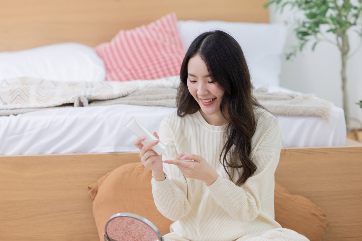 BB霜很適合趕時間、喜歡自然妝感、新手或膚況本身不錯的人，但如果你更在意高遮瑕、持妝力或正式妝感，它就未必足夠。