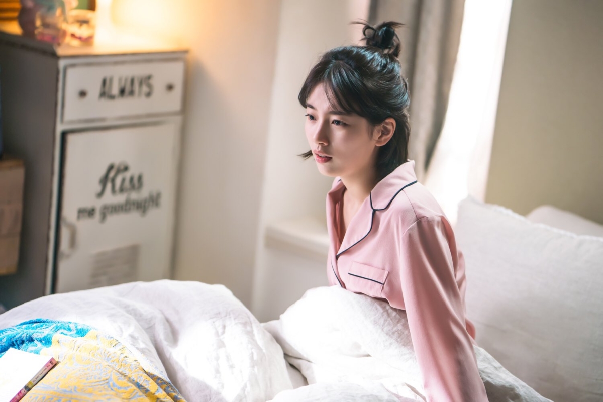 夢到分手通常不一定是預兆，更多時候是在反映你最近的壓力、不安，或對關係的在意與害怕失去。