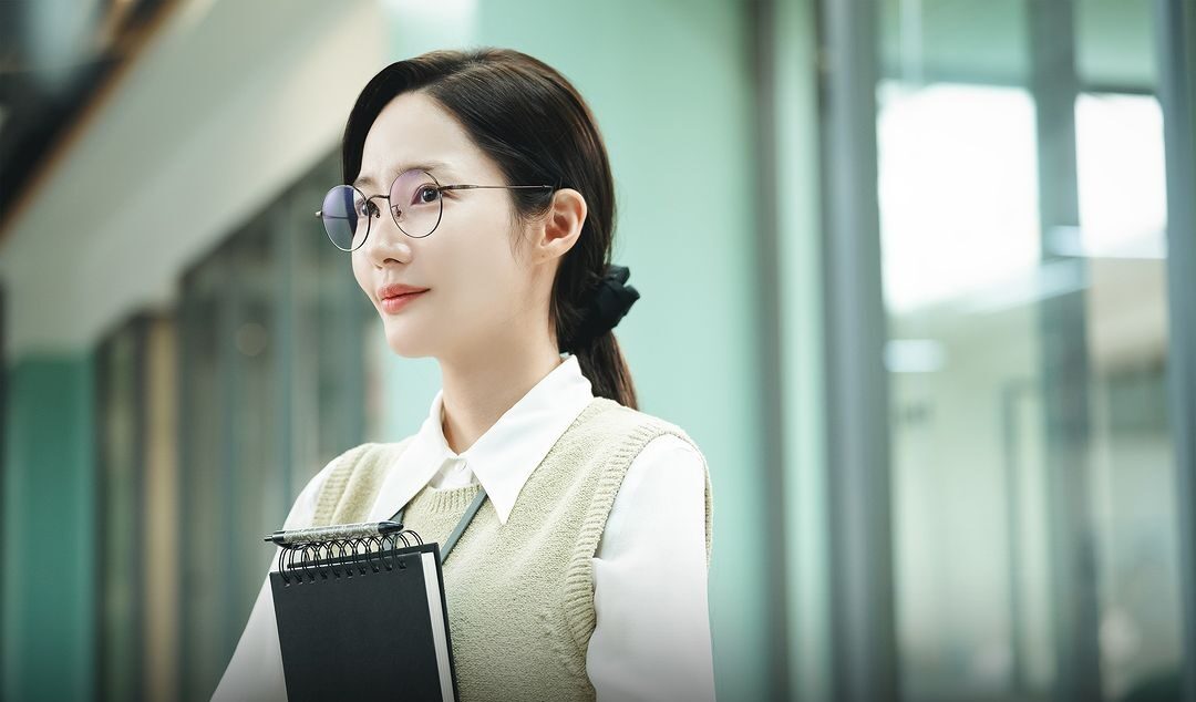 掌握這些商業英文縮寫是外商職場溝通的基石，能有效提升處理資訊的效率與專業形象。