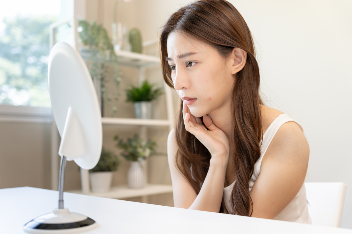 去角質不是次數越多越好，應避免天天使用、臉和身體共用同一款產品，以及把刺痛泛紅誤以為有效，重點是用後皮膚平滑清爽但不受刺激。