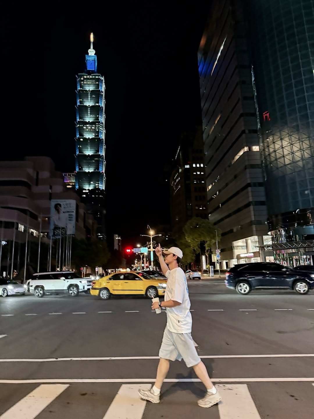 夏季穿搭若想保持清爽，棉質短褲是不可缺少的單品。