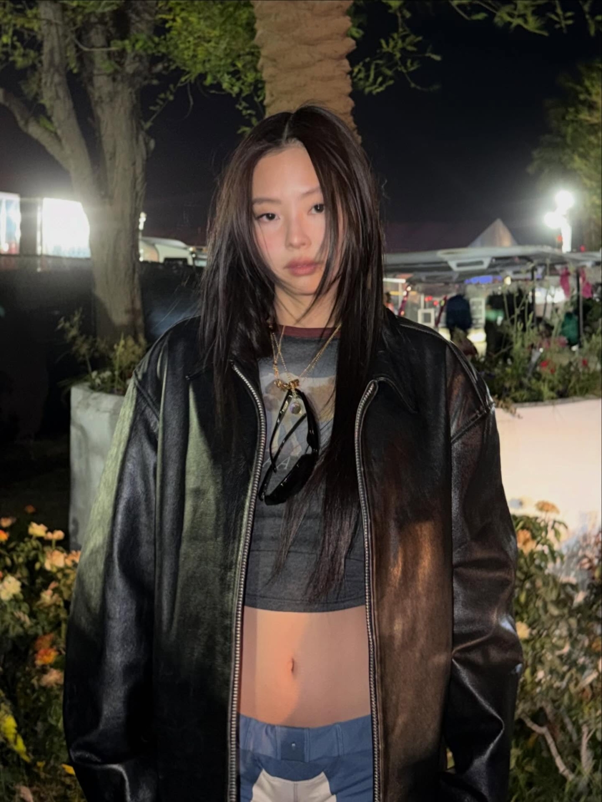 皮褸不只適合打造個性街頭風，透過不同內搭、下身單品及配飾搭配，也能輕鬆融入日常造型。