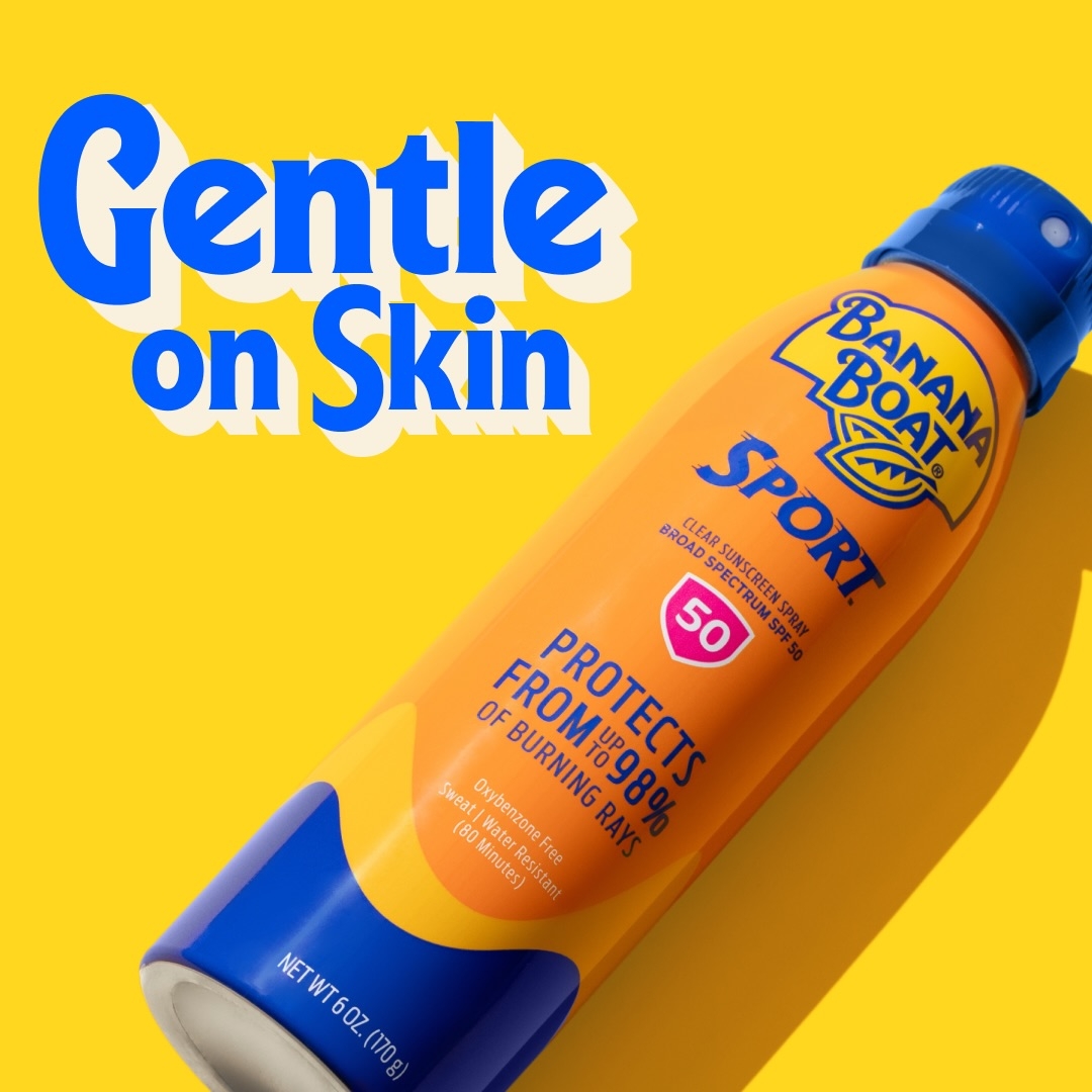 香蕉船運動型防曬噴霧專為熱愛戶外活動的人設計，提供 SPF50+ 廣譜 UVA／UVB 防護，有效幫助抵禦紫外線對肌膚造成的傷害。