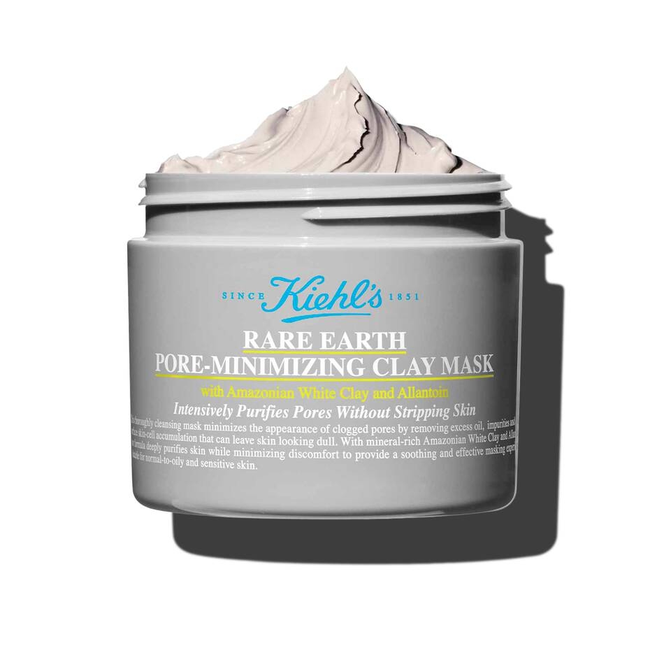 Kiehl’s Rare Earth 白泥面膜適合混合肌、T 字位出油和毛孔明顯肌膚，可局部清潔額頭、鼻翼、鼻頭和下巴。