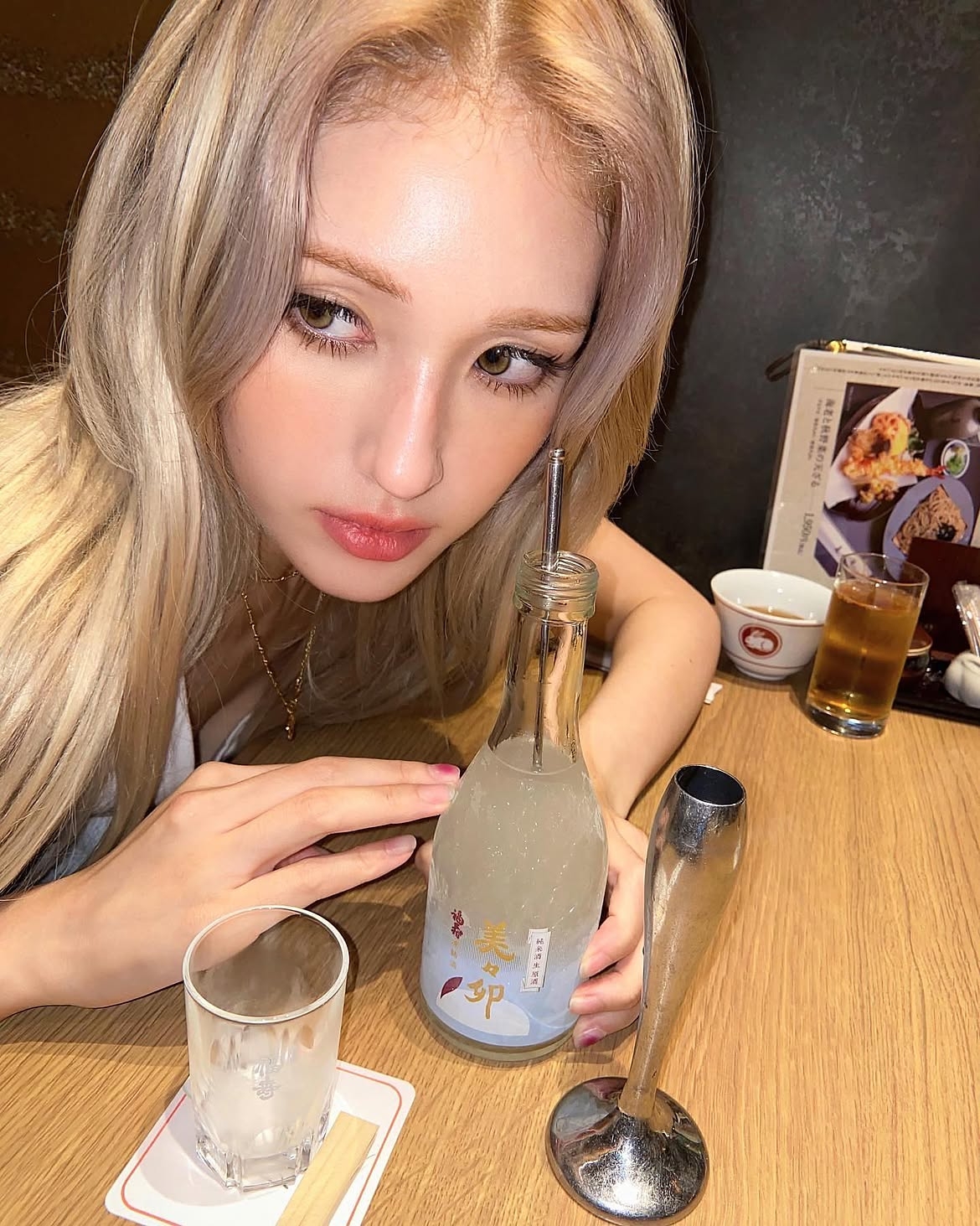 英文美食文案適合Cafe、甜品及餐廳照片，用簡短英文Caption記錄美食和當下心情。