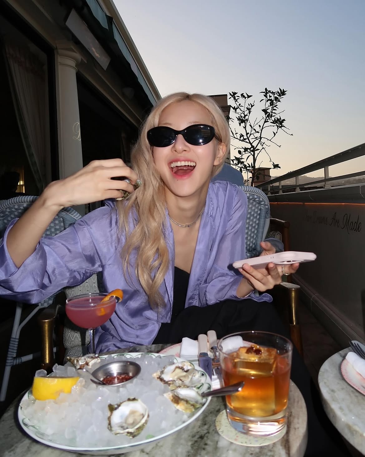 喜歡在IG分享美食的人，通常都會配上一句簡單Caption記錄當下心情。