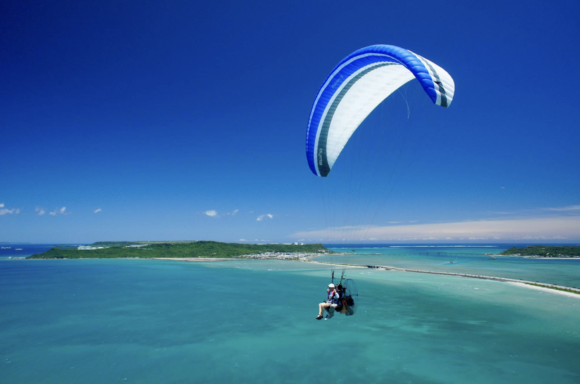 パラグライダー沖縄