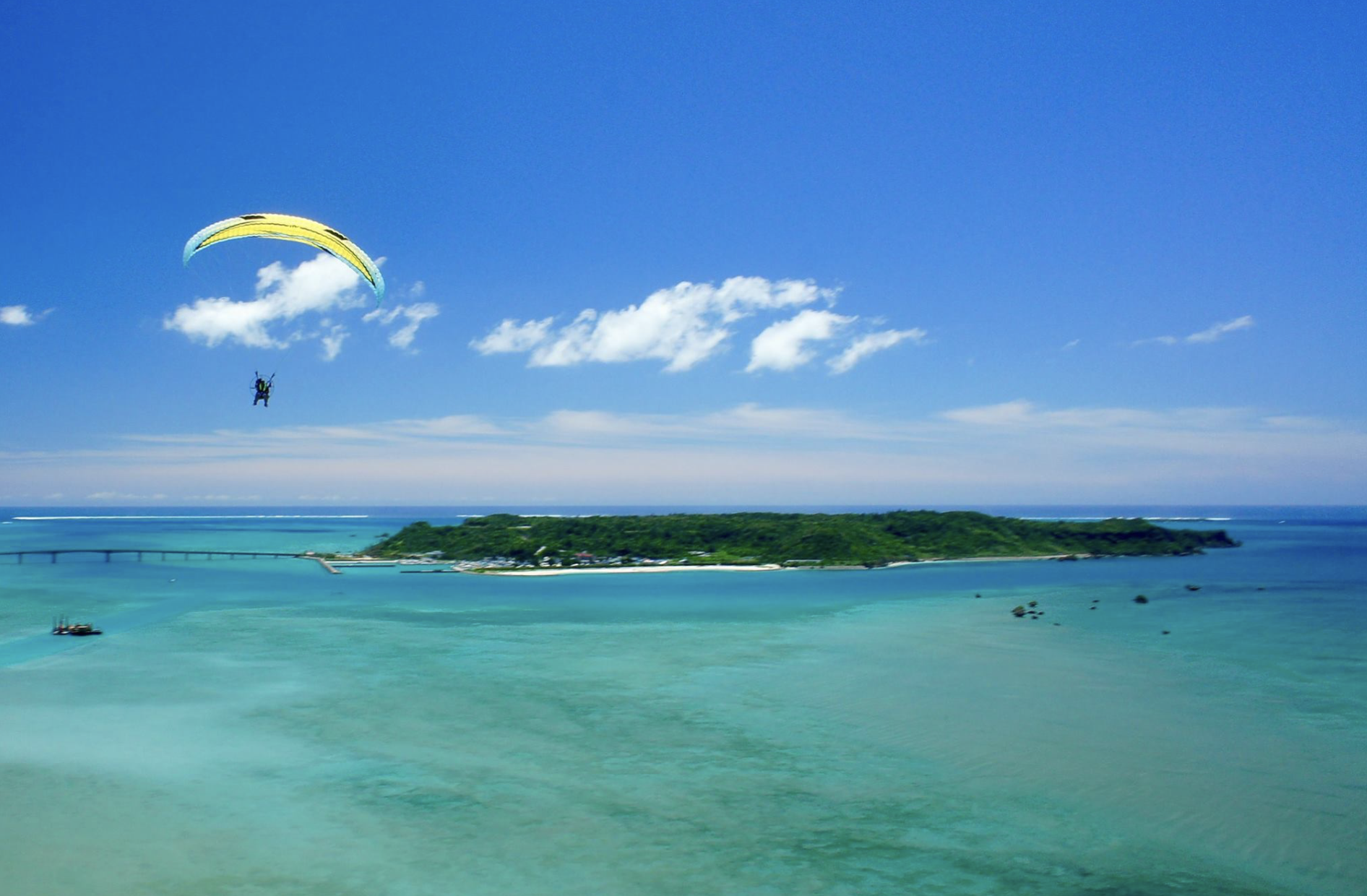 パラグライダー沖縄