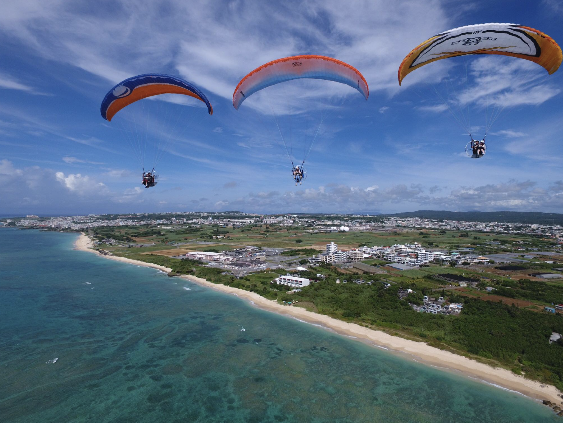 パラグライダー沖縄