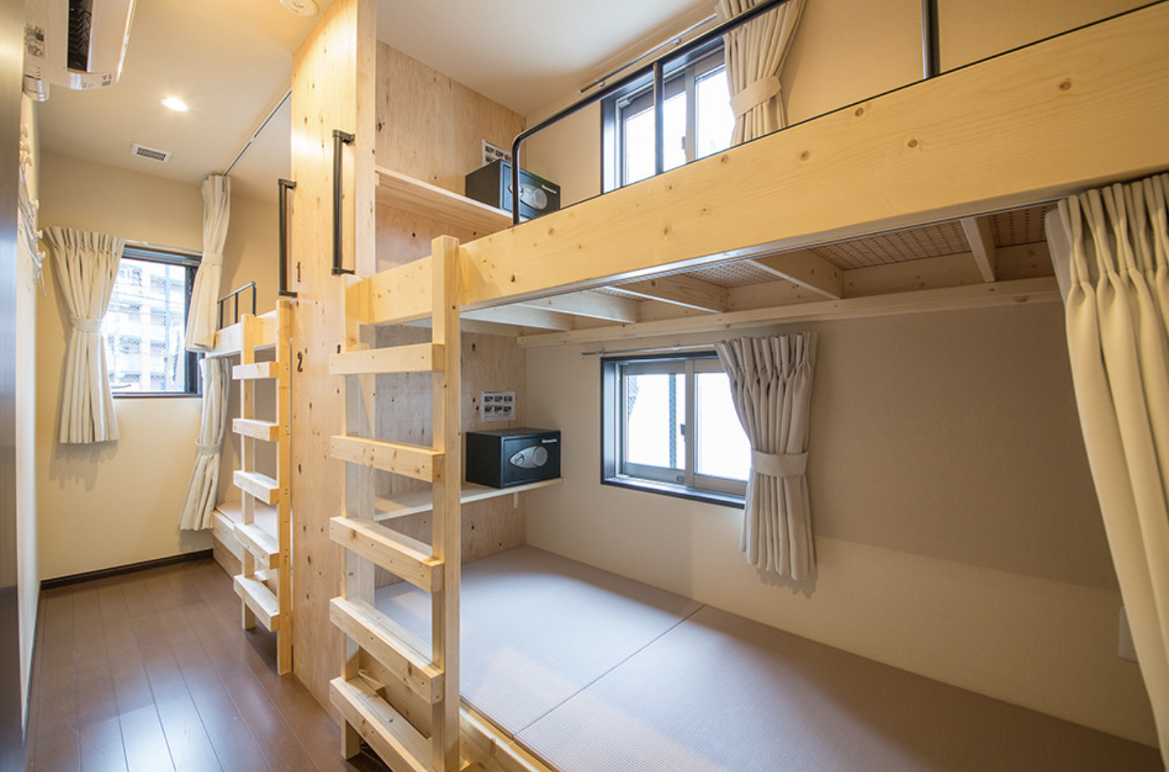 NEKOKURA HOSTEL
