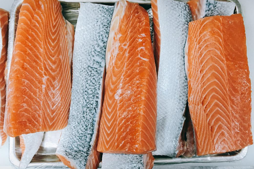 Chi Chi Cham - 吱吱朕 @ Facebook