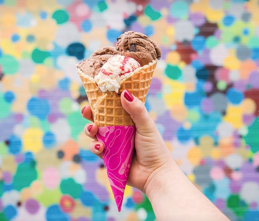 Baskin Robbins @facebook