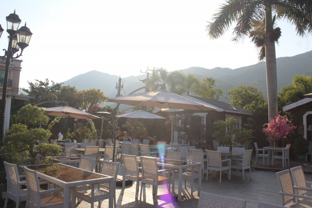 Lotus Courtyard Restaurant