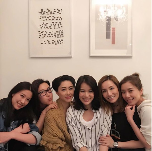 胡定欣Instagram