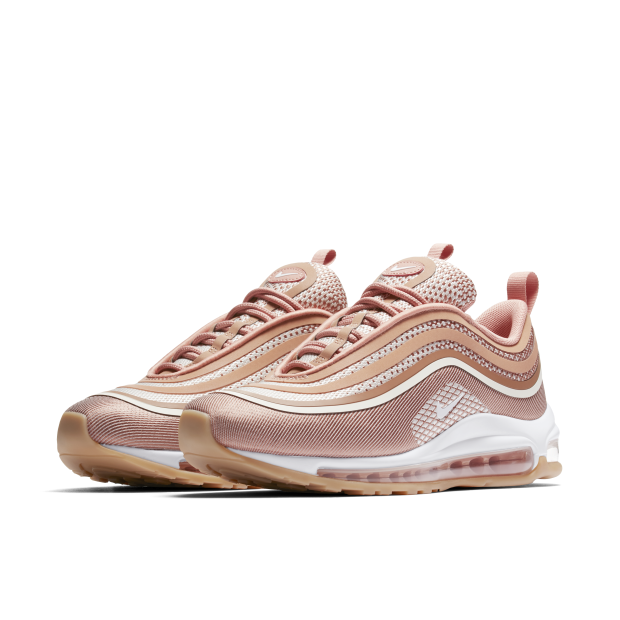 NIKE.COM
