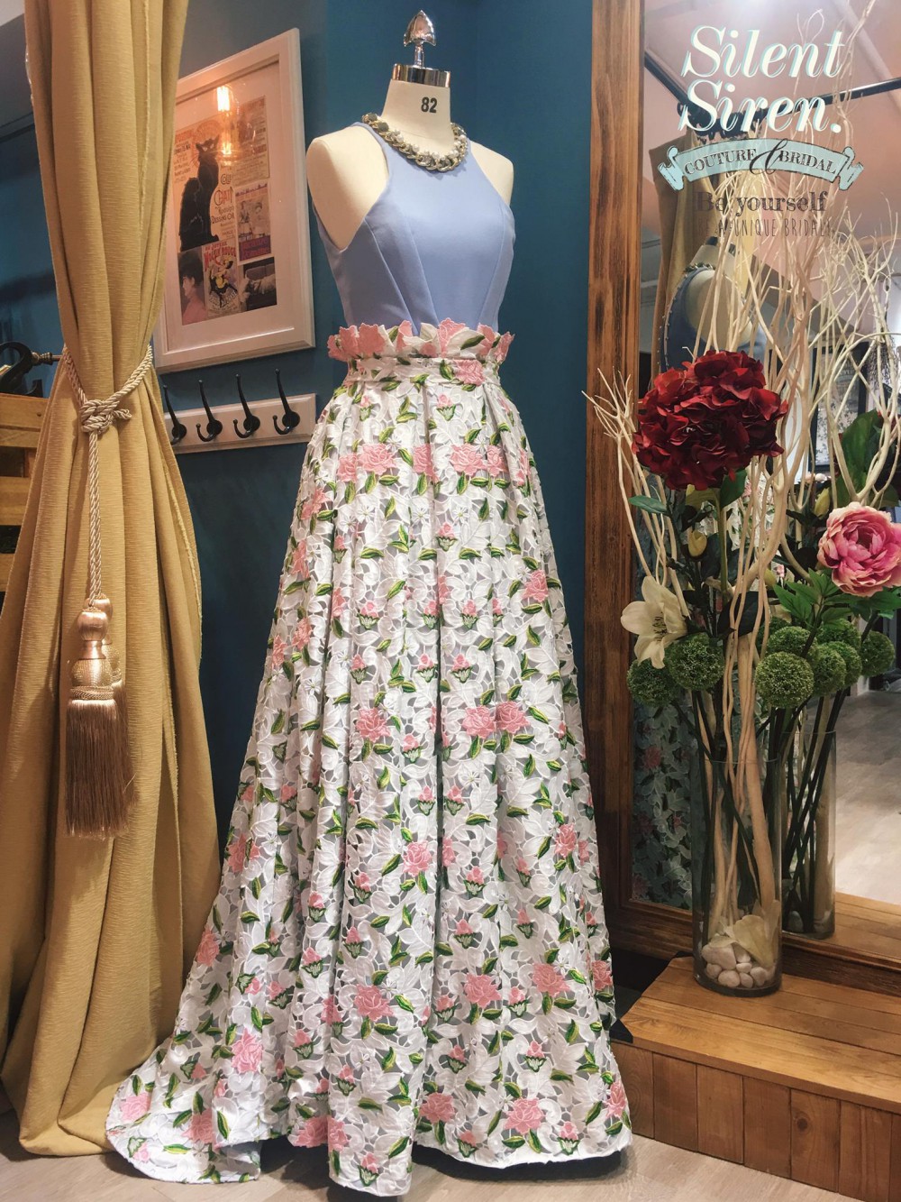 Silentsiren.with Bridals'@Facebook