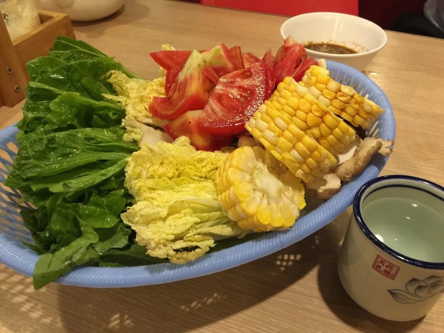 ED6647BBF9364102A25A65F1AA8DCDD9