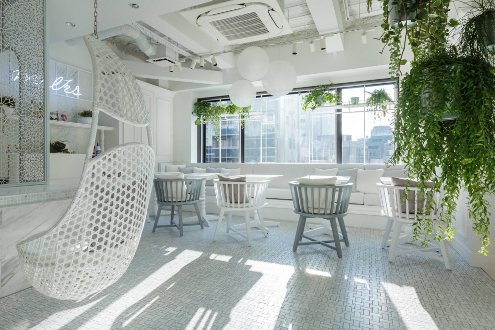 MiLKs-ミルクス Official Facebook