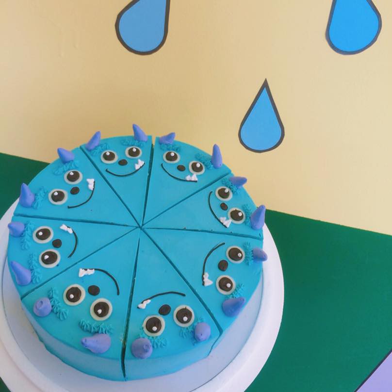 Rainbow.Holiday Cafe & Bar Official Facebook Page