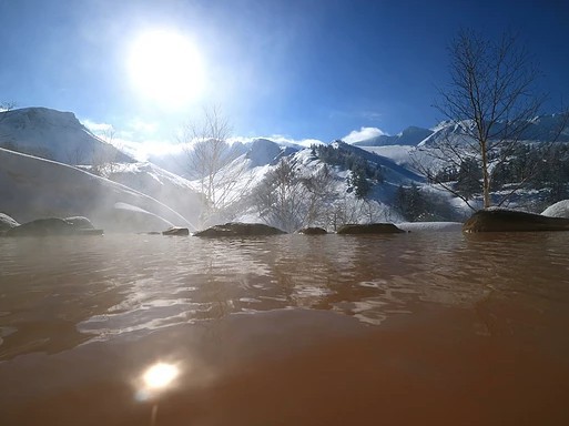 十勝岳溫泉凌雲閣官網