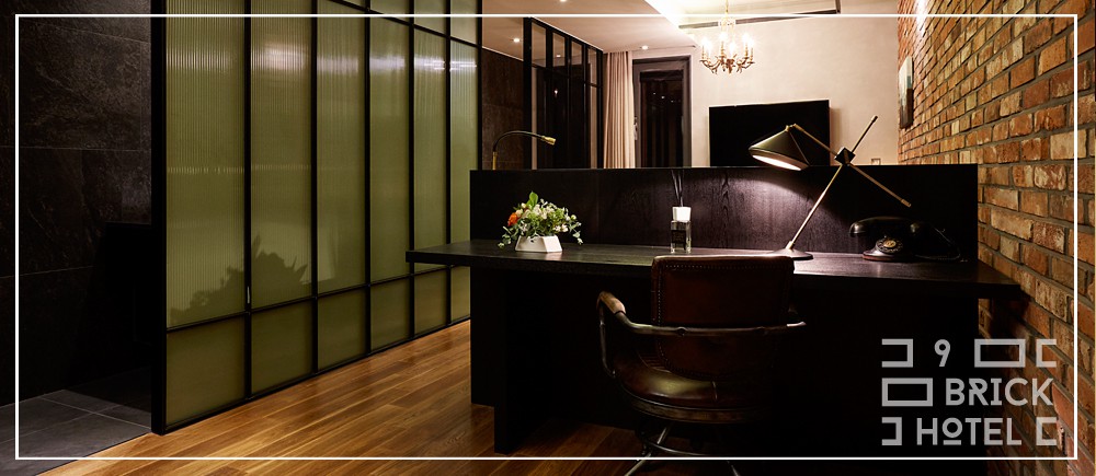 Nine Brick Hotel官網