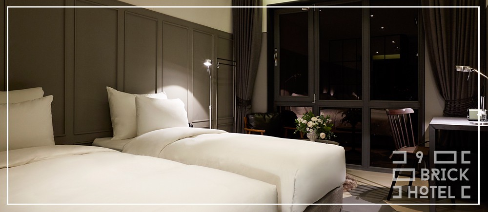 Nine Brick Hotel官網