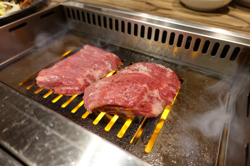 焼肉ジャンボ