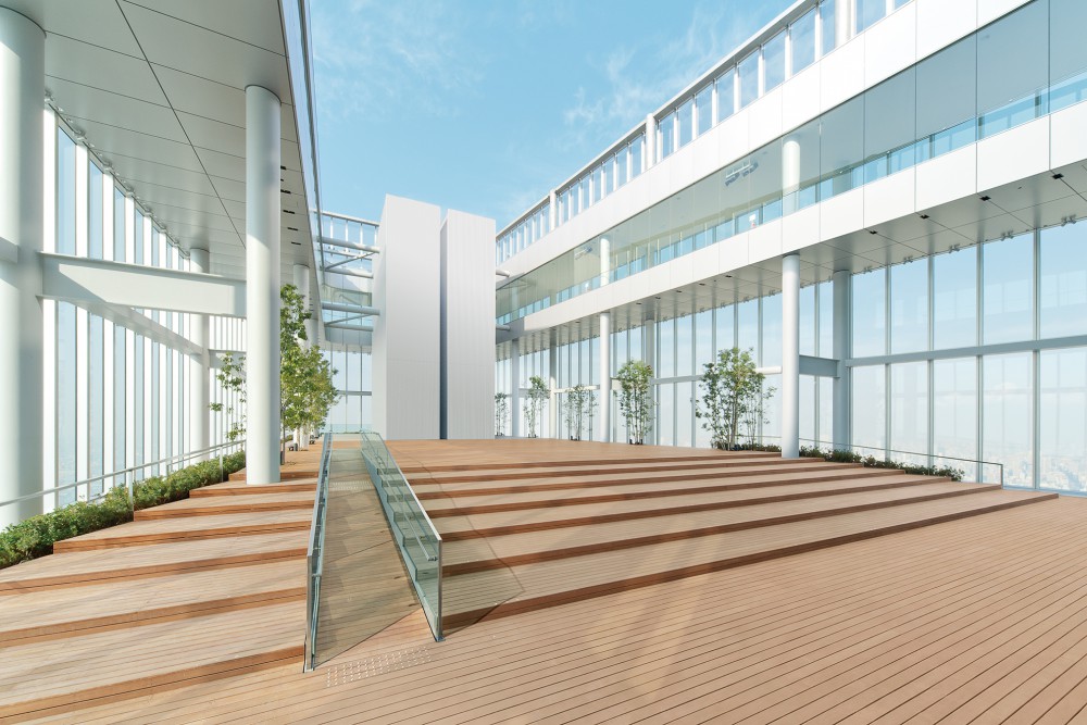 ③５８階「天空庭園」