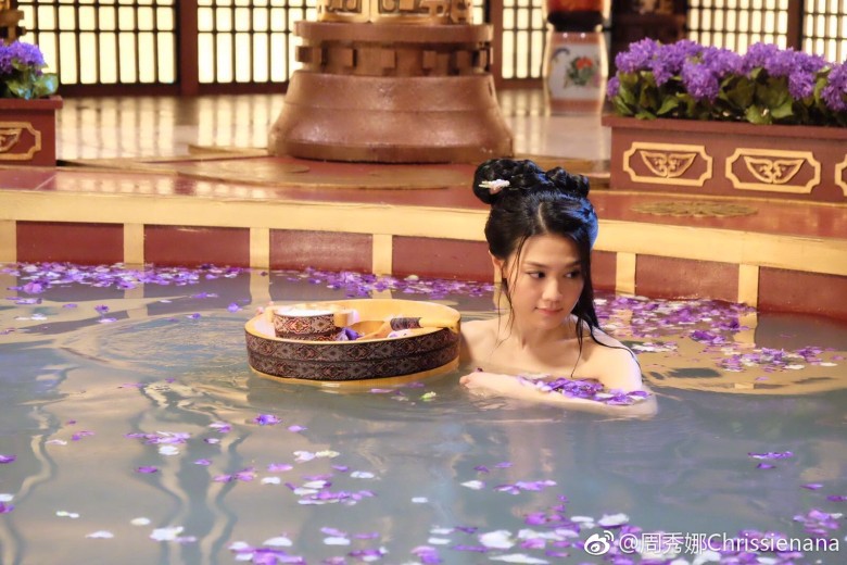 周秀娜@微博