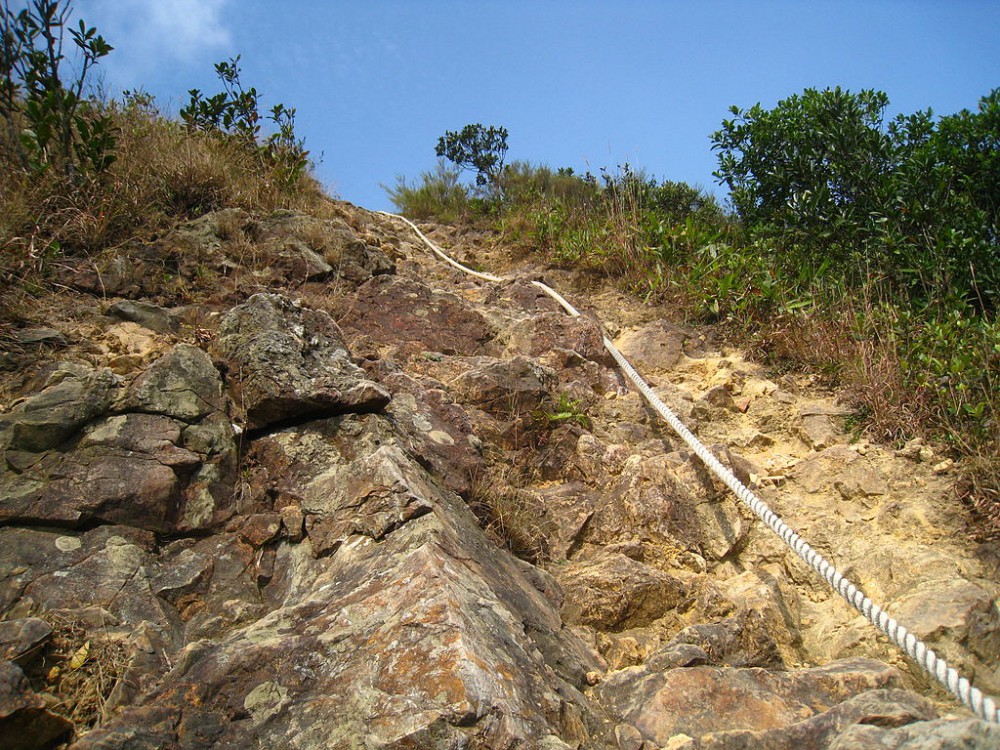 馬鞍山 吊手岩一帶