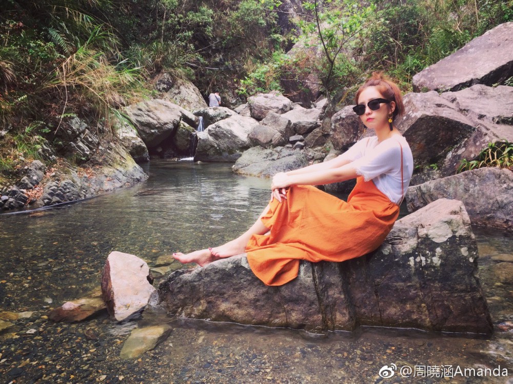 周曉涵Amanda Weibo