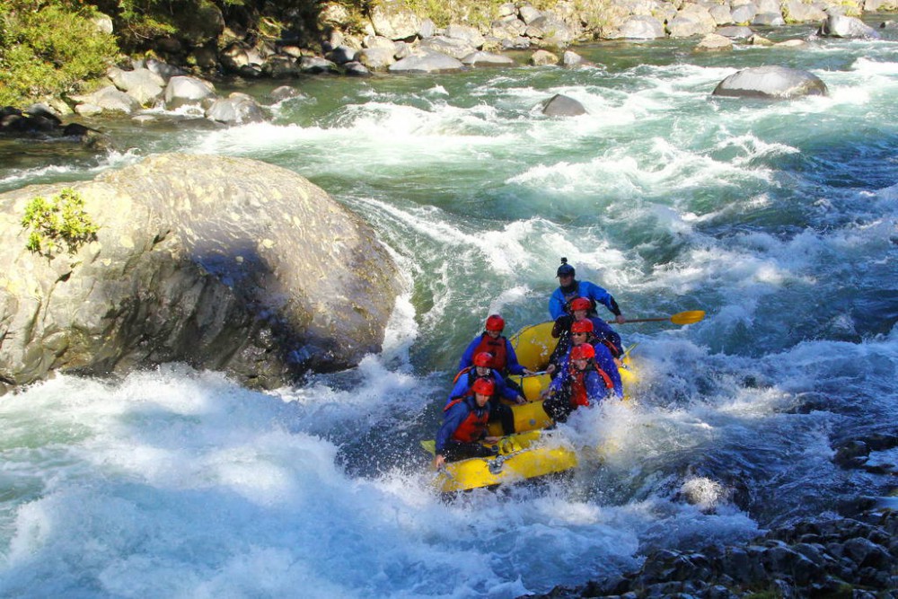 Tongariro-River-Rafting-New-Zealand_optimized-1