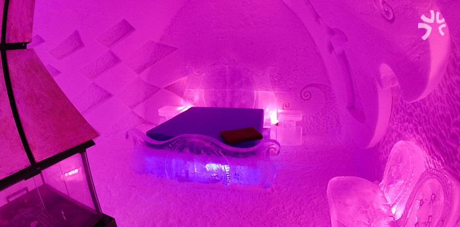 The Hôtel de Glace Facebbok