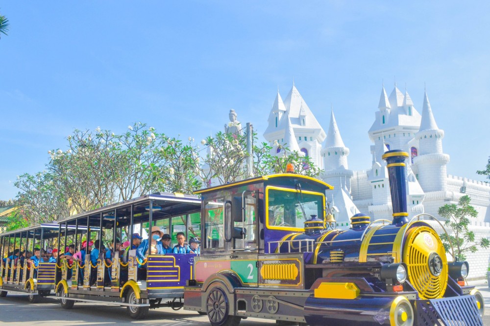 Suoi Tien Theme Park@FB