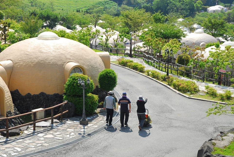 Aso Farm Land官網