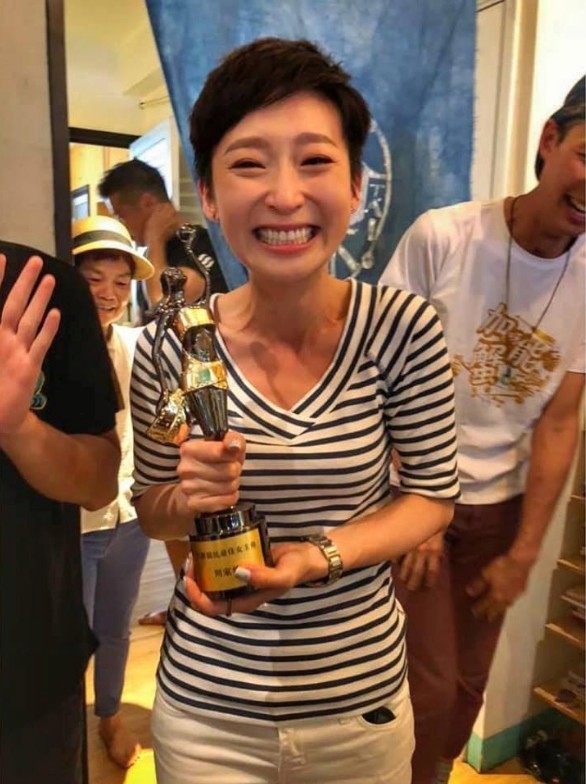 周家怡IG