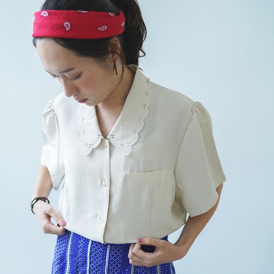 Hello Hippie "I am a Vintage weirdo"