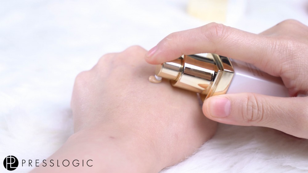 顏色係偏膚色，有調色嘅作用，用嚟做素顏妝就最啱！