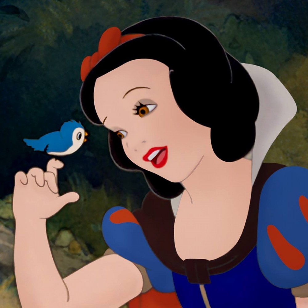 Snow White Facebook
