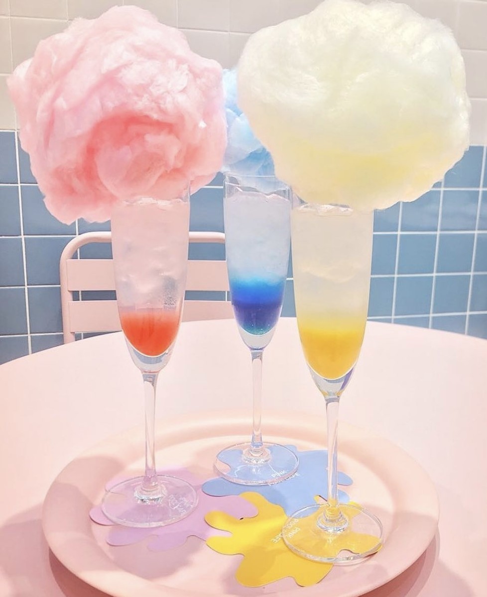 Pinkpoolcafe
