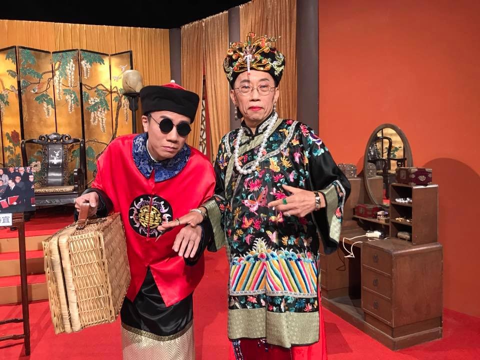 《頭條新聞》Facebook