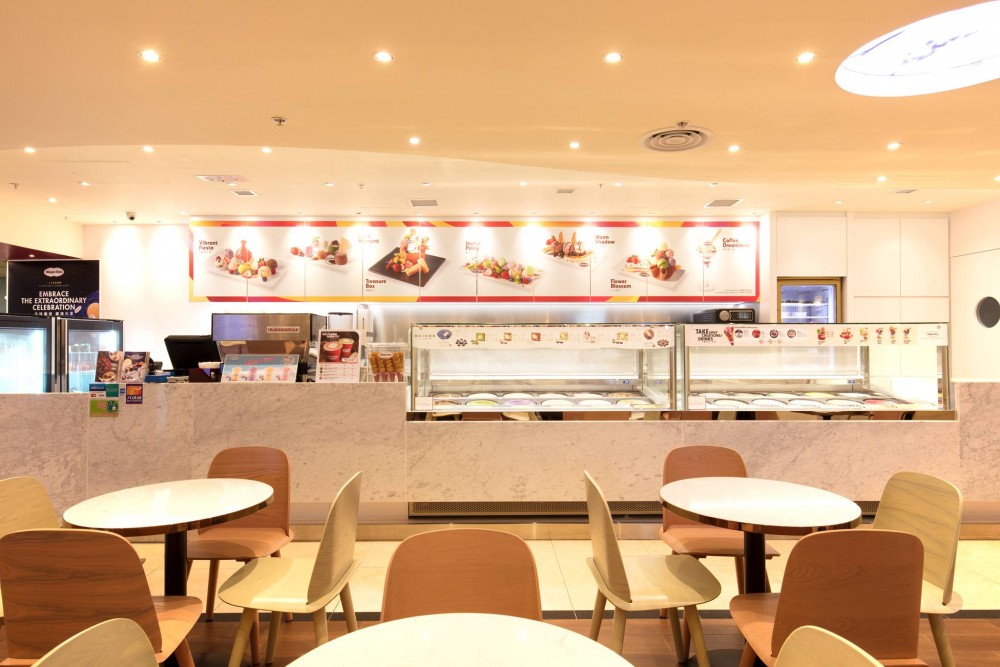 37286638_1834528703299249_6394915959659823104_o