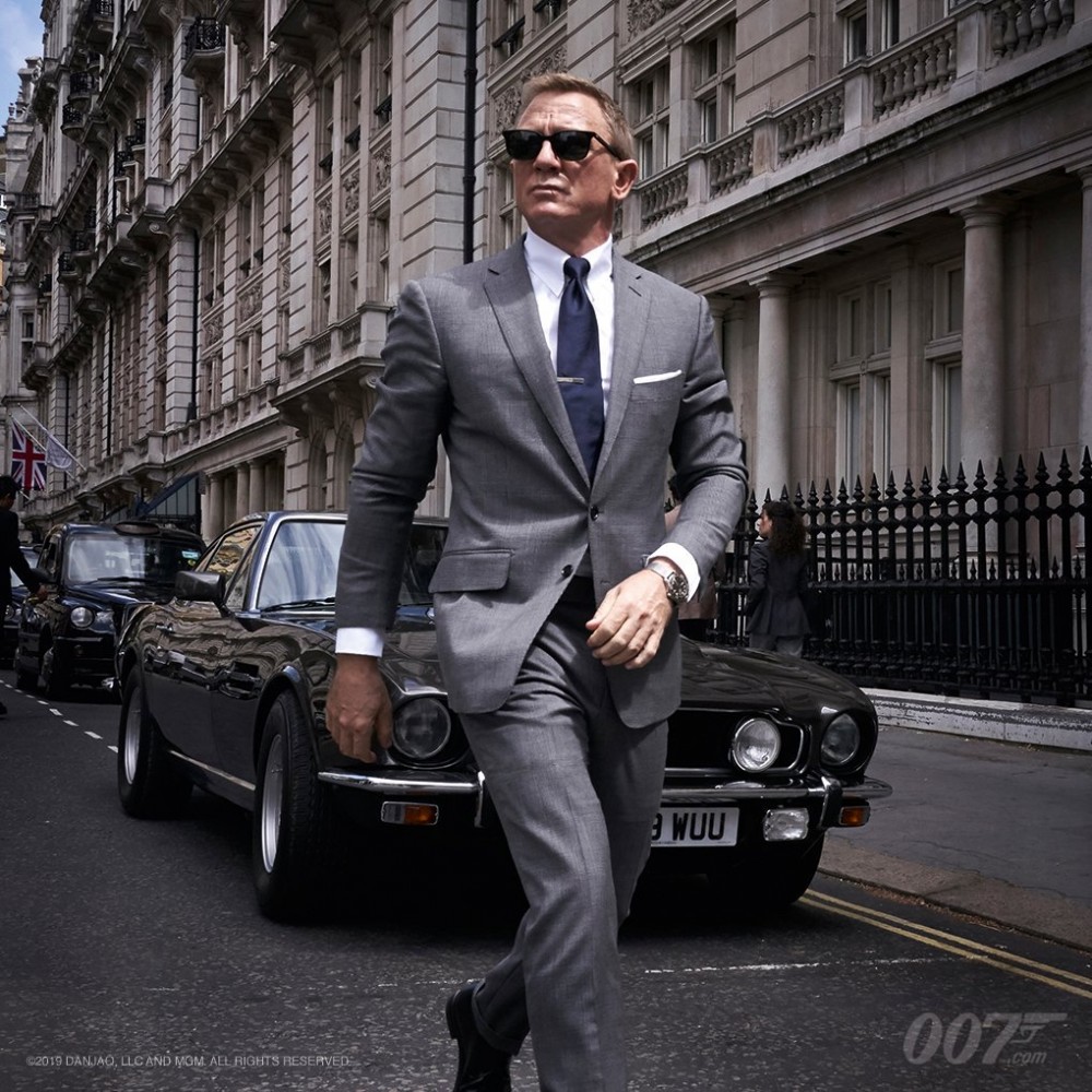 James Bond@Twitter